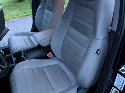 Used 2017 Honda CR-V Touring image 20