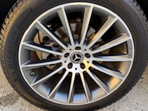 Used 2020 Mercedes-Benz GLC 300 4MATIC Coupe image 22