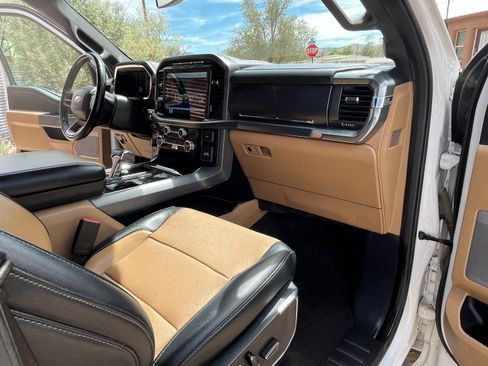 Used 2021 Ford F150 Lariat w/ FX4 Off-Road Package AWD/4WD image 17