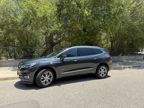 Used 2019 Buick Enclave Avenir w/ Avenir Technology Package AWD/4WD image 14