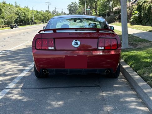 Used 2009 Ford Mustang GT RWD image 6