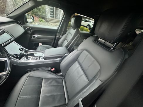 Used 2021 Land Rover Range Rover Sport HSE image 8