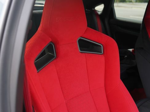 Used 2025 Honda Civic Type R image 15