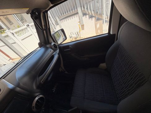 Used 2012 Jeep Wrangler Sport w/ Connectivity Group AWD/4WD image 16