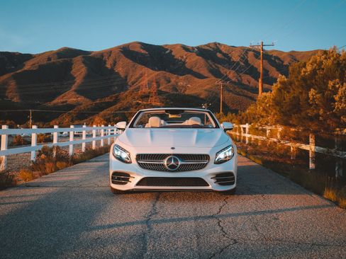 Used 2020 Mercedes-Benz S 560 Cabriolet image 17