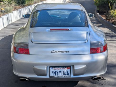Used 2003 Porsche 911 Carrera image 4