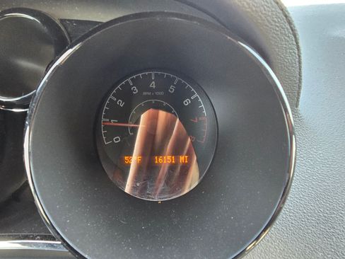 Used 2009 Saturn Sky w/ Premium Trim Package image 13