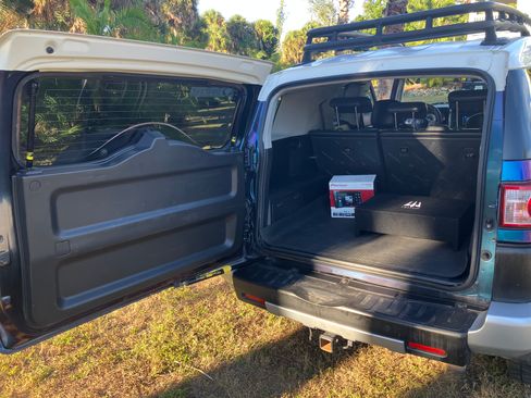 Used 2007 Toyota FJ Cruiser 4WD image 13