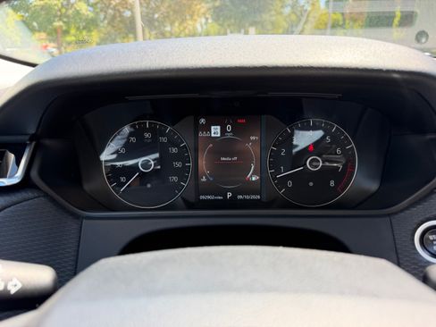 Used 2020 Land Rover Range Rover Velar S AWD/4WD image 16