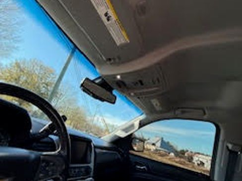 Used 2020 Chevrolet Suburban Premier image 8