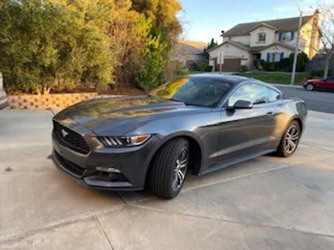 Used 2017 Ford Mustang Premium image 1