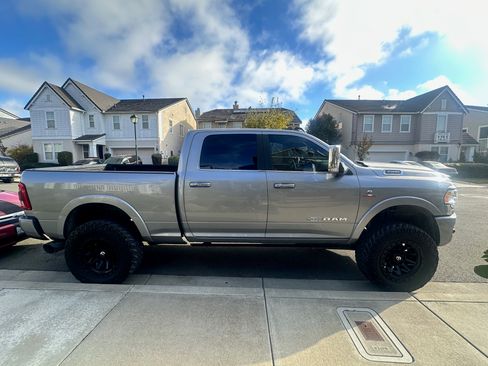 Used 2022 RAM 3500 Limited image 1