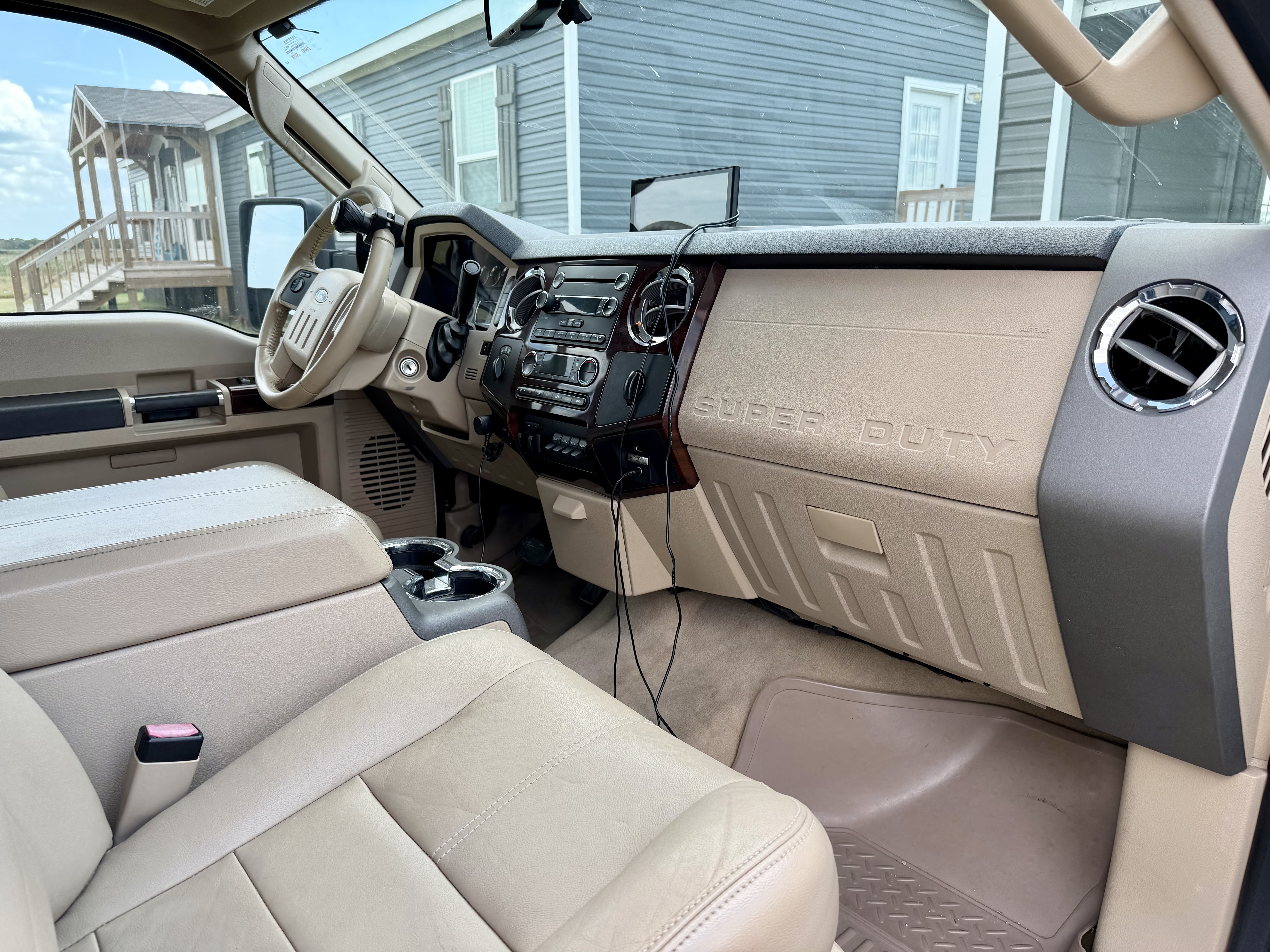 Used 2010 Ford F250 Lariat AWD/4WD image 16