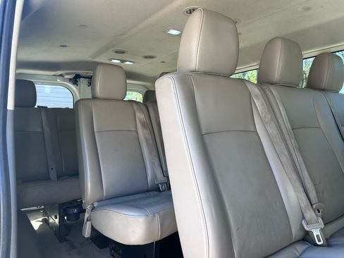 Used 2012 Nissan NV 3500 SL w/ Technology Pkg image 6