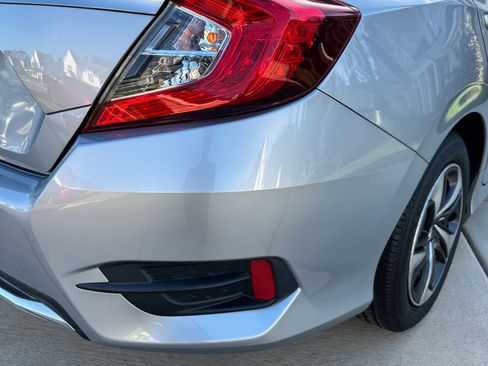 Used 2019 Honda Civic LX image 8