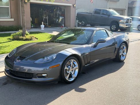 Used 2010 Chevrolet Corvette Grand Sport w/ Preferred Equipment Group RWD image 6