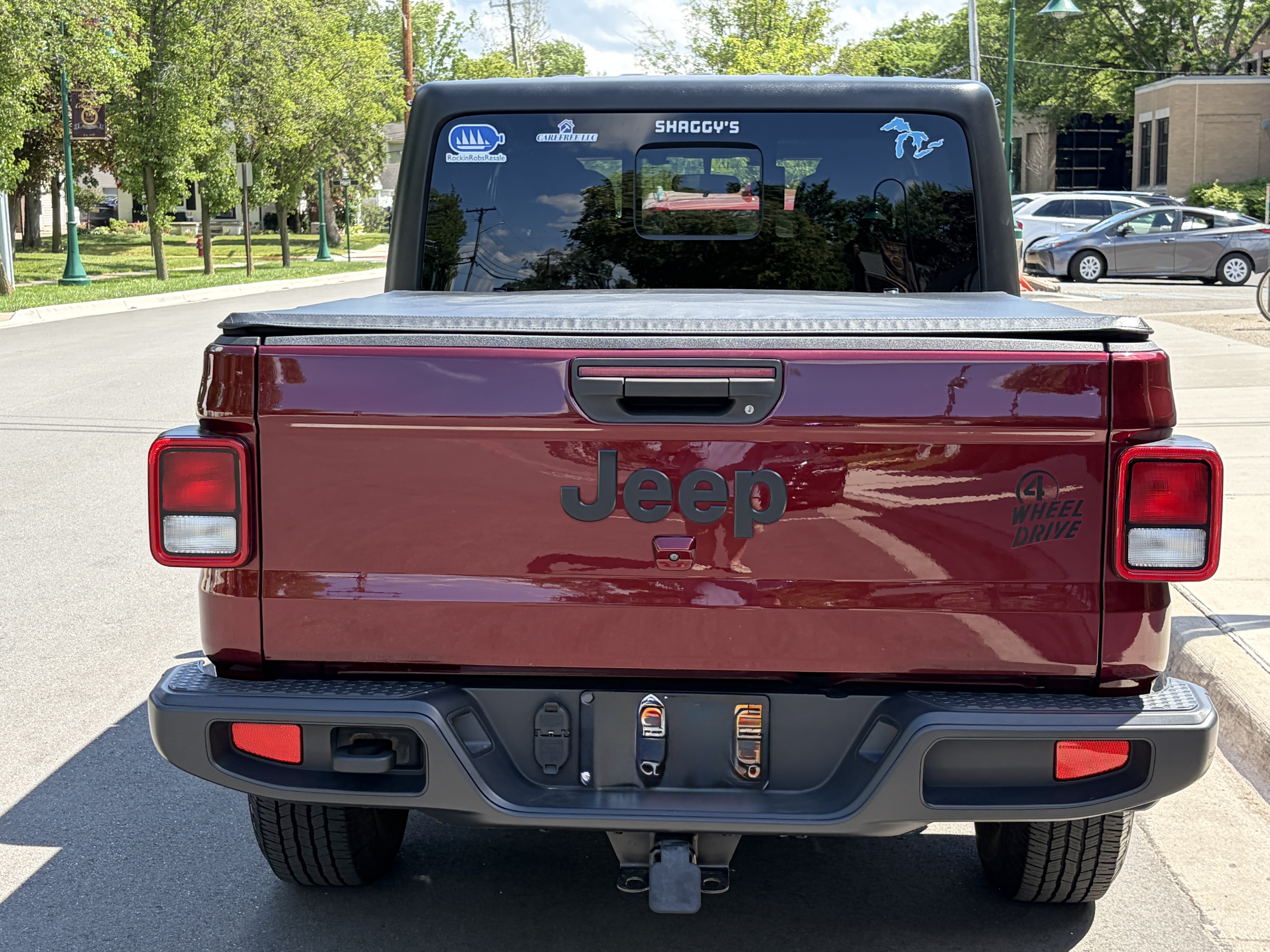 Used 2021 Jeep Gladiator Sport AWD/4WD image 6