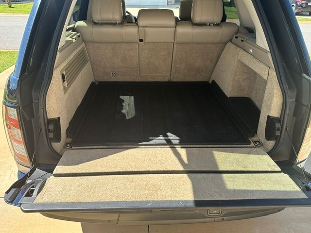 Used 2017 Land Rover Range Rover Supercharged AWD/4WD image 22