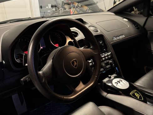 Used 2013 Lamborghini Gallardo LP 560-4 image 9