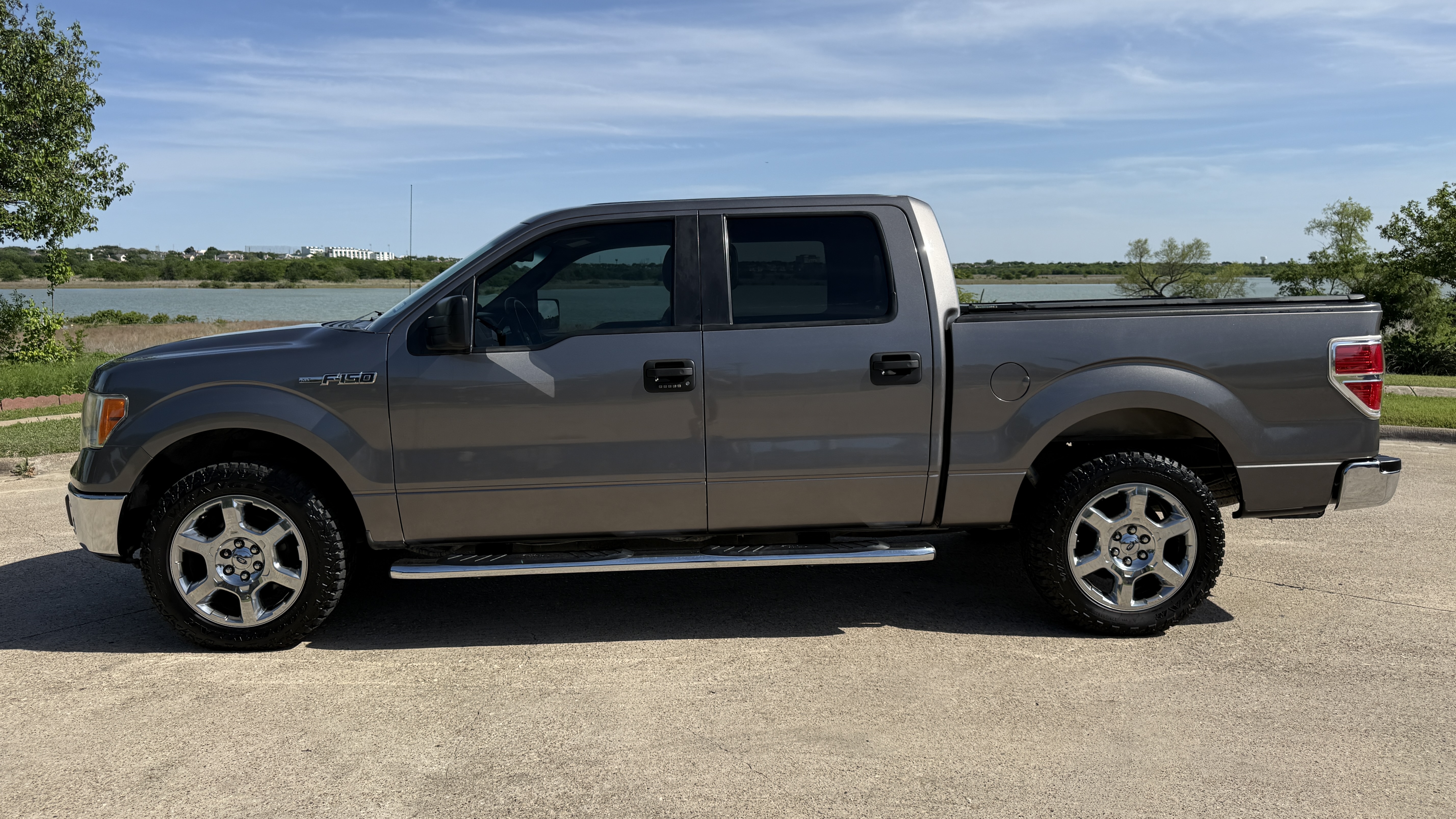 Used 2014 Ford F150 XLT RWD image 4