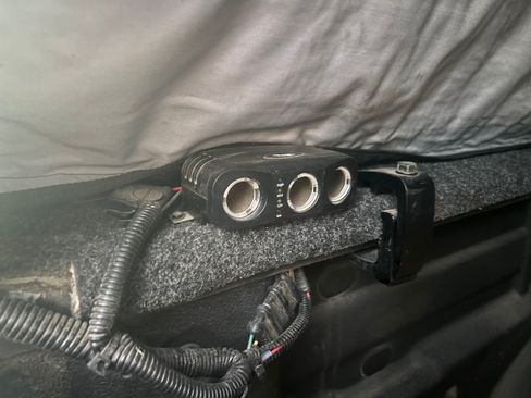 Used 2018 Chevrolet Colorado Z71 w/ Z71 Midnight Edition image 13