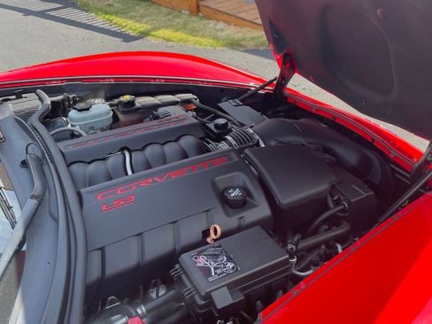 Used 2012 Chevrolet Corvette Convertible image 11