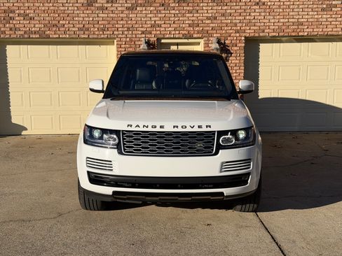 Used 2017 Land Rover Range Rover image 4