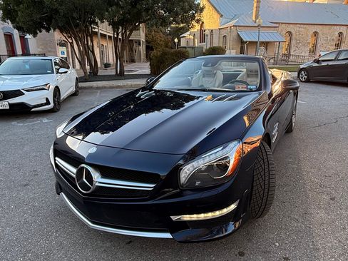 Used 2013 Mercedes-Benz SL 63 AMG image 2