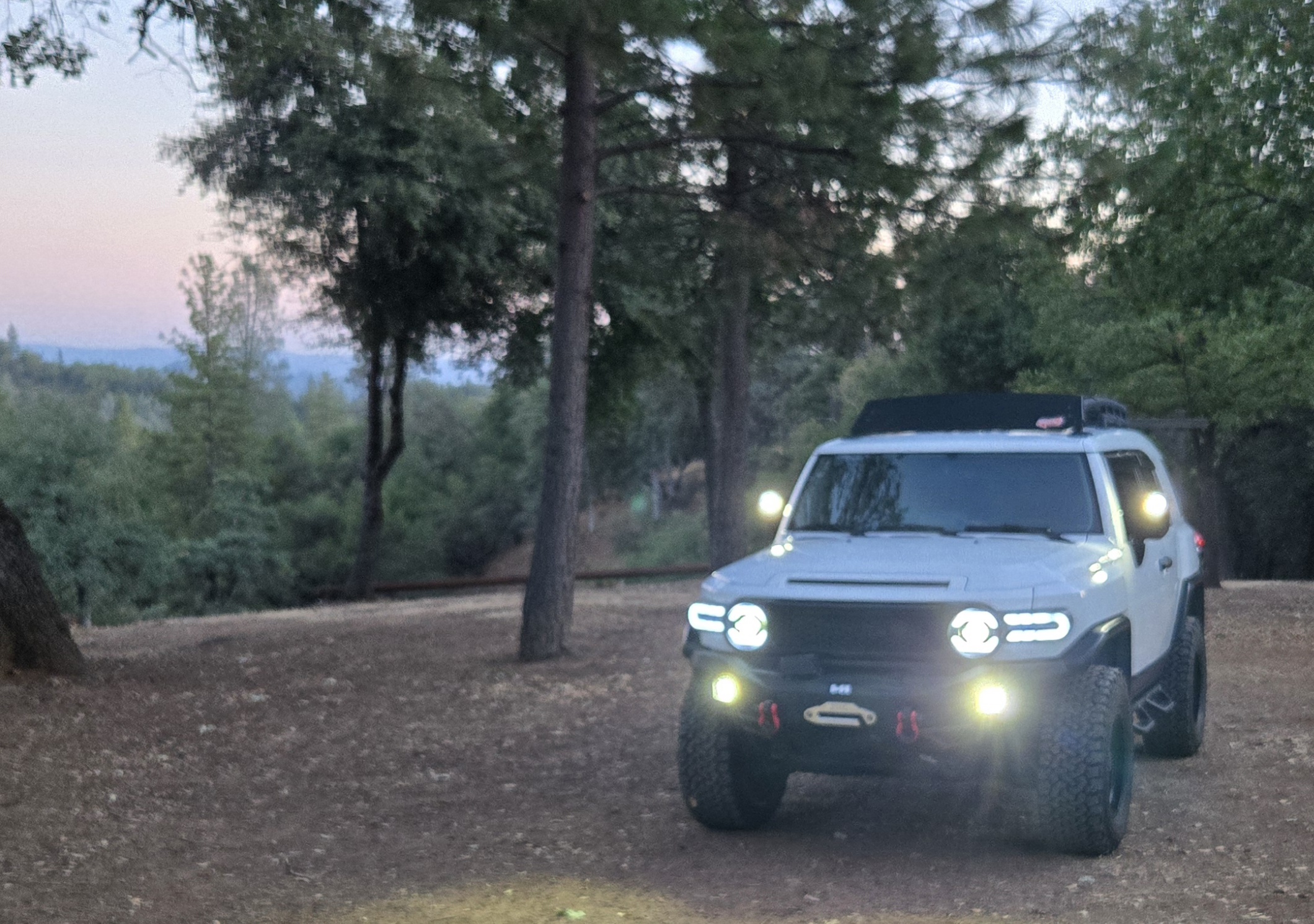 Used 2014 Toyota FJ Cruiser 4WD w/ Upgrade Package image 31