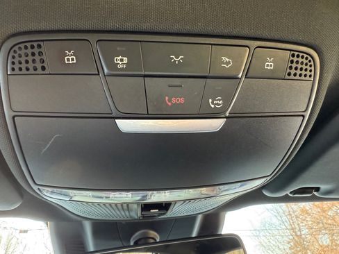 Used 2020 Mercedes-Benz E 450 4MATIC Wagon image 31