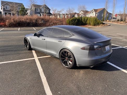 Used 2013 Tesla Model S Performance image 4