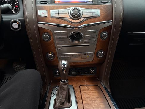 Used 2016 INFINITI QX80 Limited image 6