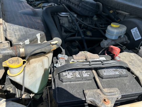 Used 2000 Dodge Ram 1500 Truck 2WD Quad Cab image 17