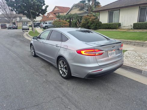 Used 2020 Ford Fusion Titanium image 8