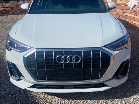 Used 2019 Audi Q3 2.0T Premium Plus w/ Premium Plus Package image 1
