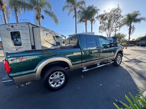 Used 2011 Ford F250 Lariat w/ Lariat Ultimate Pkg image 5