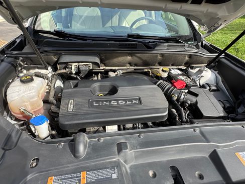 Used 2019 Lincoln Nautilus Reserve w/ Cargo Utility Package image 20