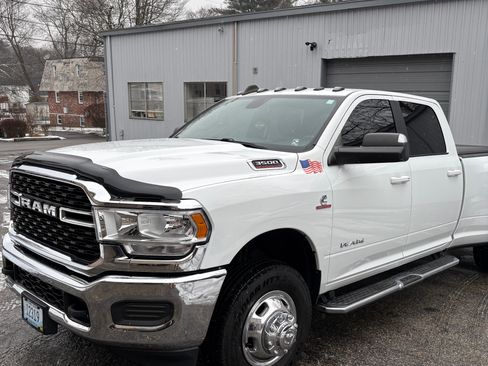 Used 2022 RAM 3500 Big Horn image 22