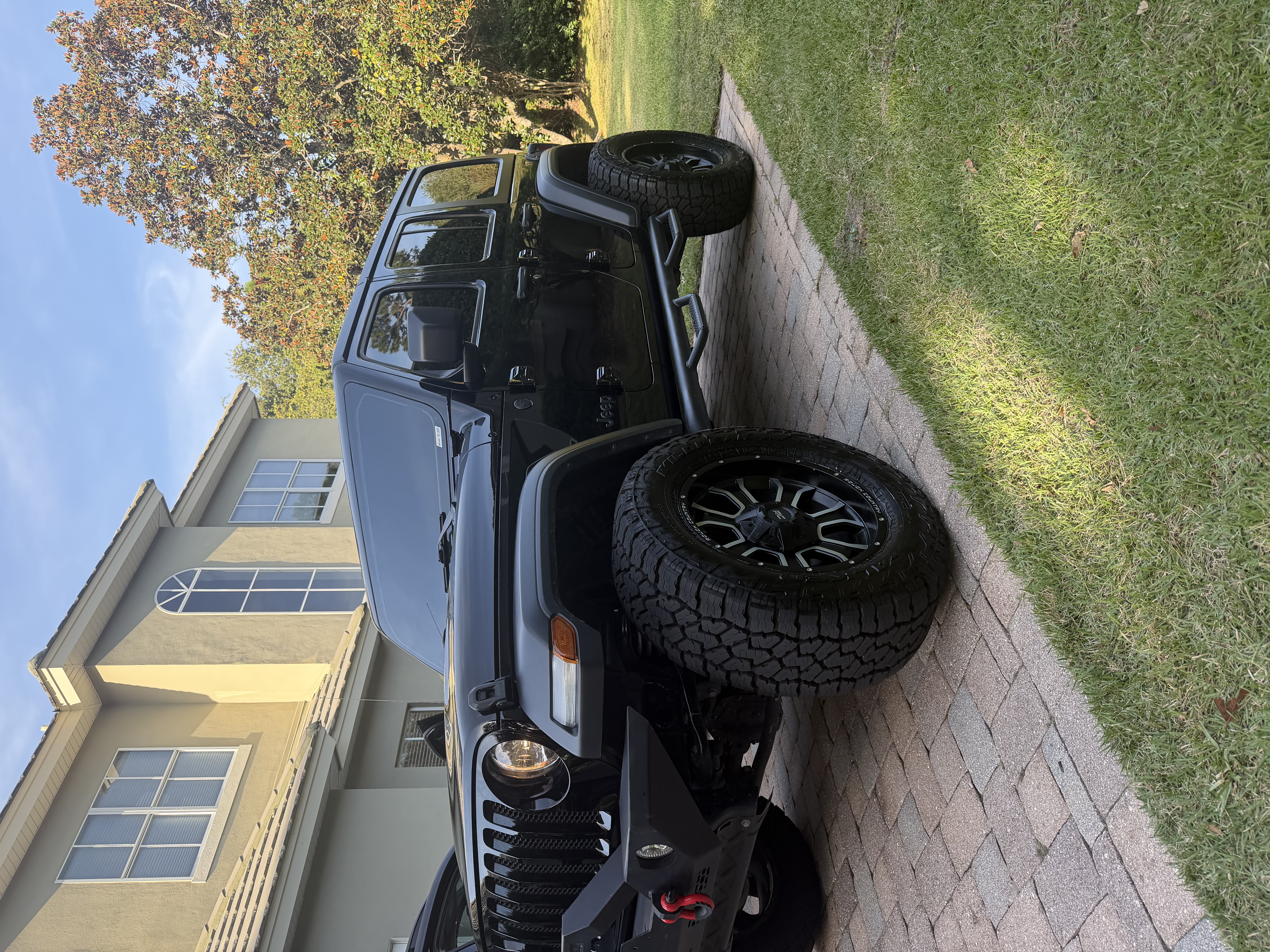 Used 2023 Jeep Wrangler Unlimited Sport AWD/4WD image 6