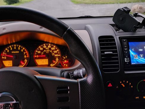 Used 2008 Nissan Xterra S w/ Tow Pkg image 17