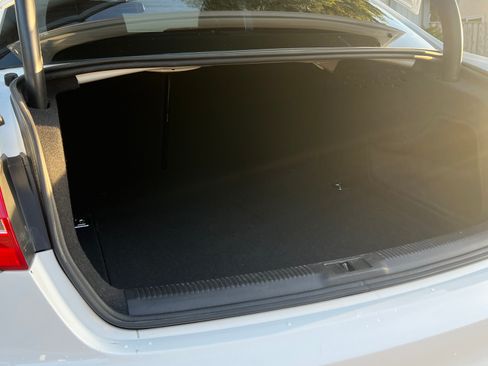 Used 2015 Audi A4 2.0T Premium image 28