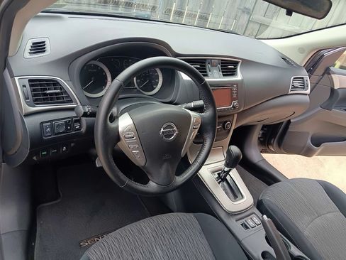 Used 2015 Nissan Sentra SV w/ Style Package image 9