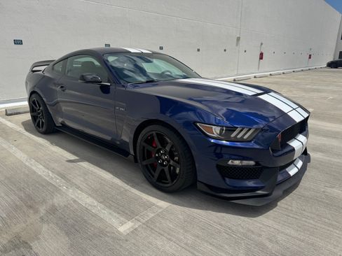 Used 2018 Ford Mustang Shelby GT350R w/ GT350R Equipment Group 920A image 5