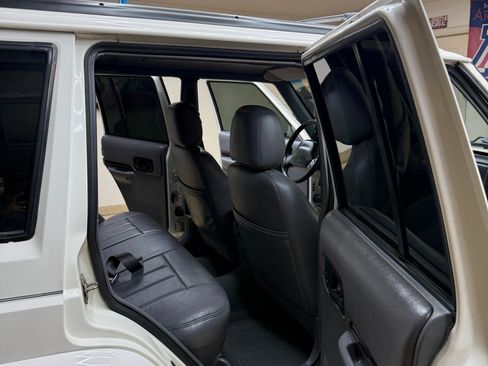 Used 1998 Jeep Cherokee Limited AWD/4WD image 25