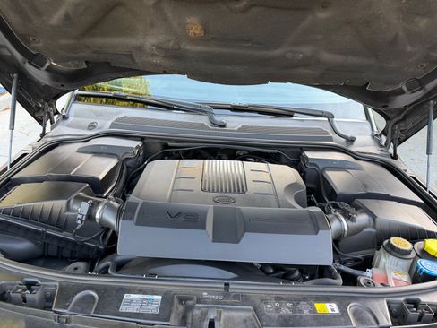 Used 2013 Land Rover Range Rover Sport HSE image 15