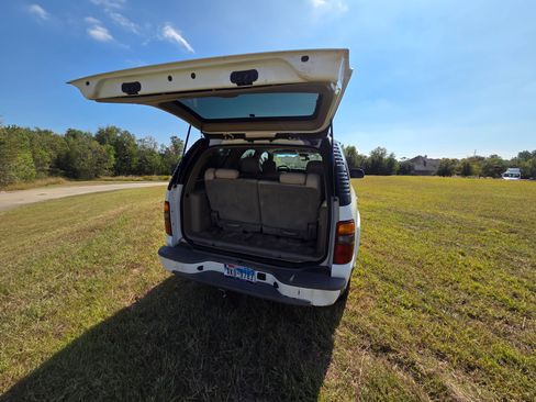 Used 2003 Chevrolet Tahoe Z71 image 5