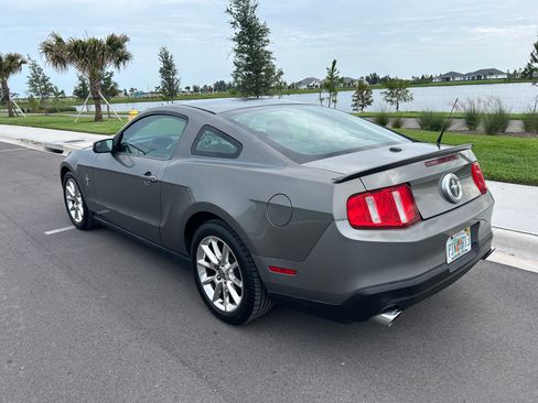 Used 2011 Ford Mustang Premium w/ 202A Rapid Spec Order Code RWD image 5