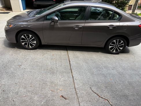 Used 2015 Honda Civic EX image 5