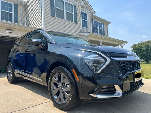 Used 2023 Kia Sportage SX image 9