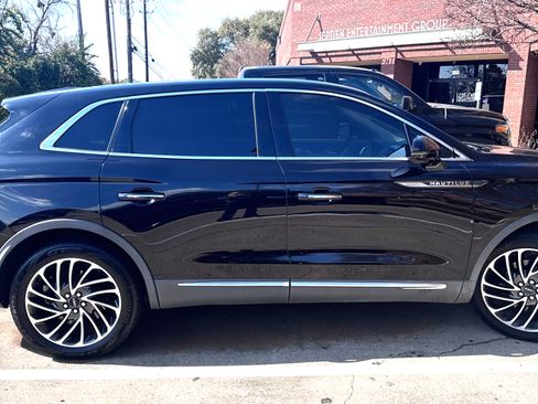 Used 2019 Lincoln Nautilus Reserve image 8